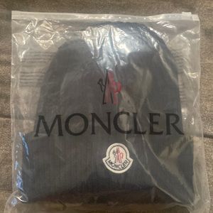 Moncler beanie